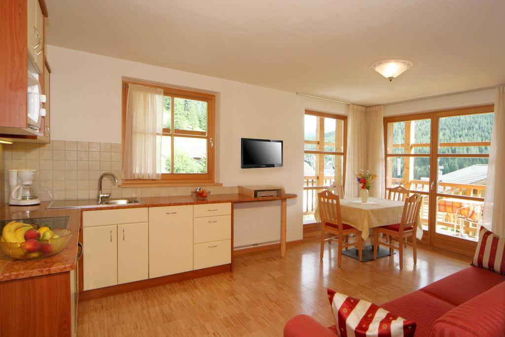 Apartments Serghela 산카시아노 객실 사진